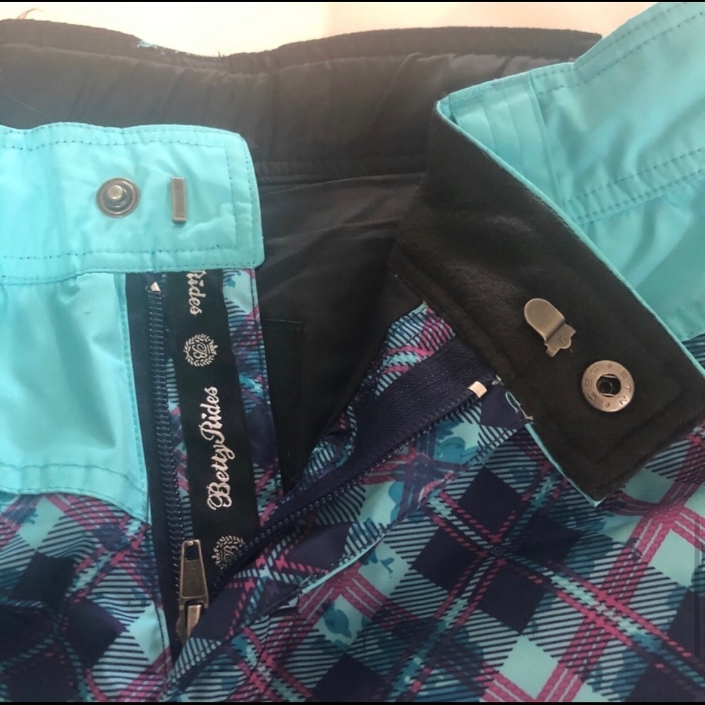 Betty Rides Aqua plaid winter snowboard ski pants size small - Picture 12 of 13